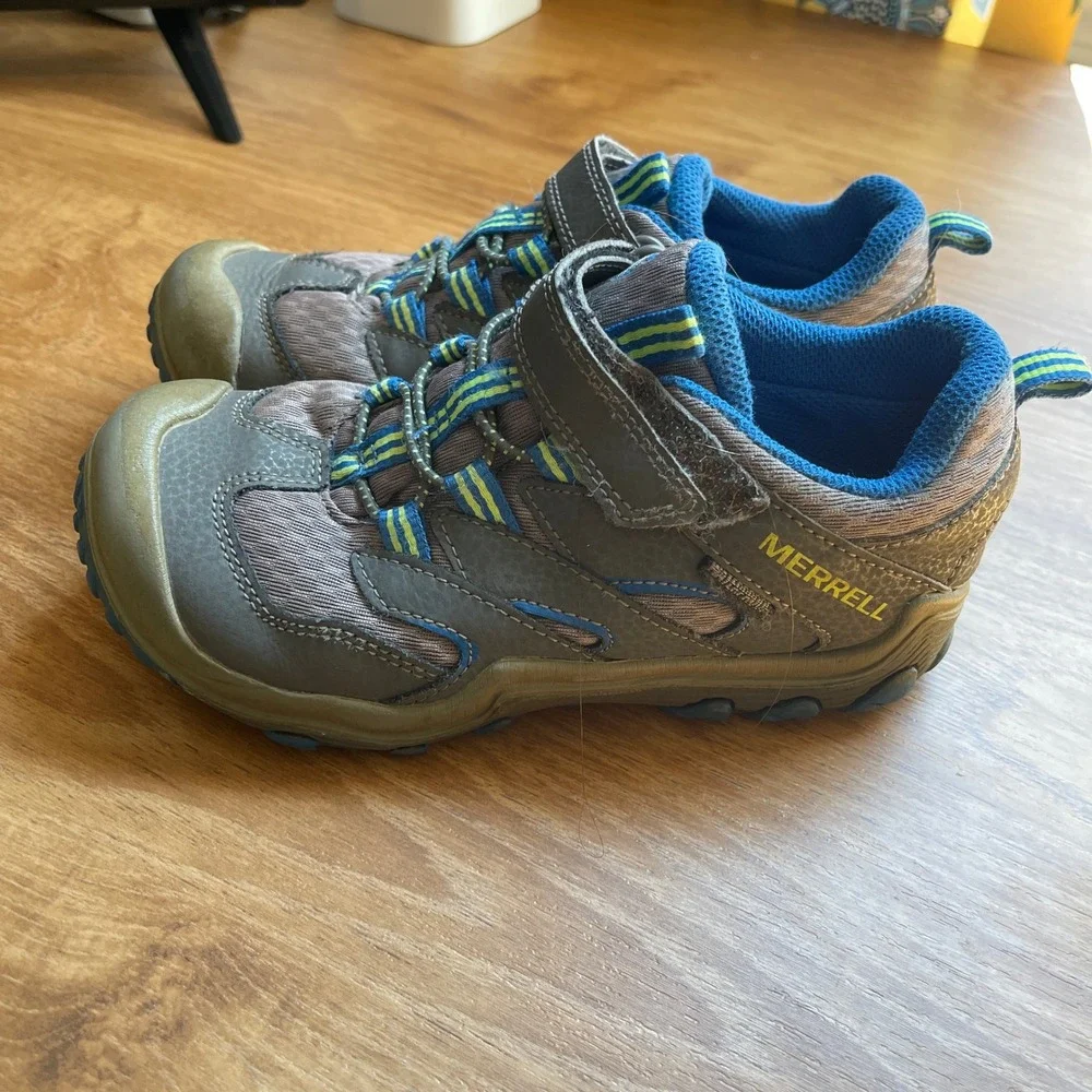 Merrell Chameleon 7 Access Low Waterproof Boys Hiking Shoes Grey Blue 13M